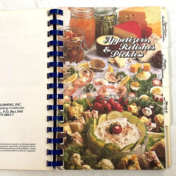 Family Favorites Balmoral Bakers Spiral Bound Cookbook Vintage 90s Memphis TN - Picture 5 of 7